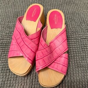 Swedish Hasbeens Pink Croc-Embossed Mules